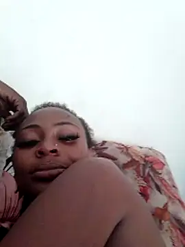 Snapshot of Naughtyy_xx chatting on December 22, 2025, 6:46 am Naughtyy xx online show from December 22, 2025, 6:46 am