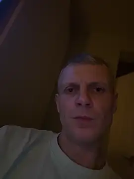 Snapshot of Arthur2288@xh chatting on February 21, 2026, 2:13 am Arthur2288xh online show from February 21, 2026, 2:13 am