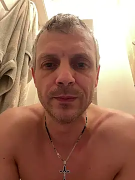 Snapshot of Arthur2288@xh chatting on February 3, 2026, 6:13 pm Arthur2288xh online show from February 3, 2026, 6:13 pm