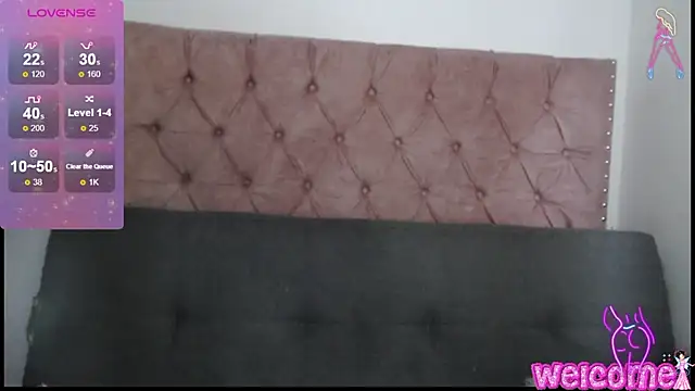 Snapshot of missbella1 chatting on February 22, 2025, 7:25 pm missbella1 online show from February 22, 2025, 7:25 pm