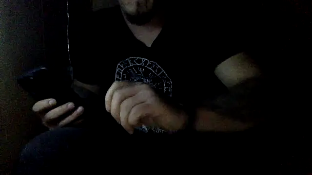 Snapshot of KristiDan chatting on February 7, 2026, 7:33 pm KristiDan online show from February 7, 2026, 7:33 pm