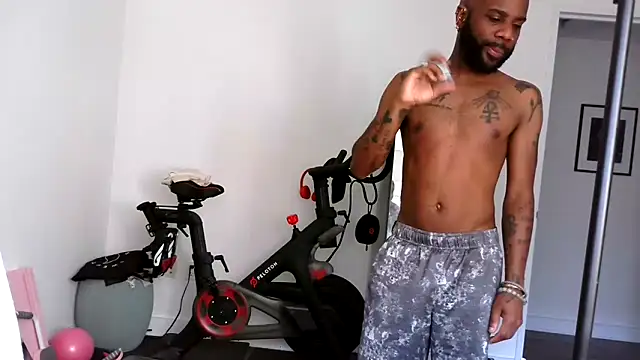 Horus0027 online show from April 18, 2026, 1:13 pm