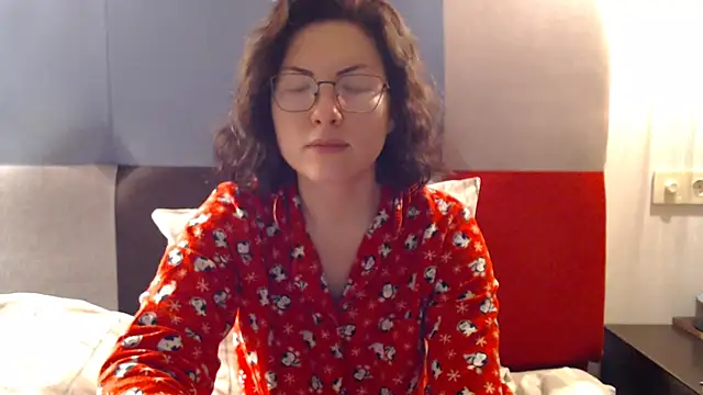 vaders daughter online show from February 12, 2025, 8:29 pm