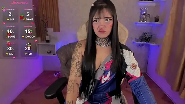 mia catt05 online show from February 26, 2025, 6:40 am