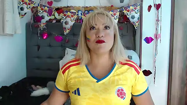ChristinMooree online show from July 7, 2026, 3:15 pm