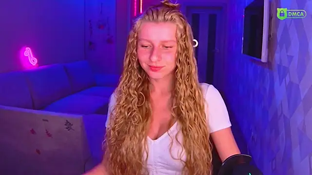 AmaliaQueen online show from September 28, 2025, 3:19 pm