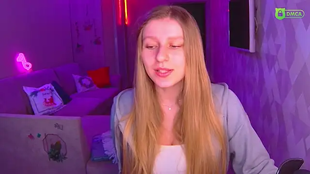 AmaliaQueen online show from January 12, 2025, 1:27 pm