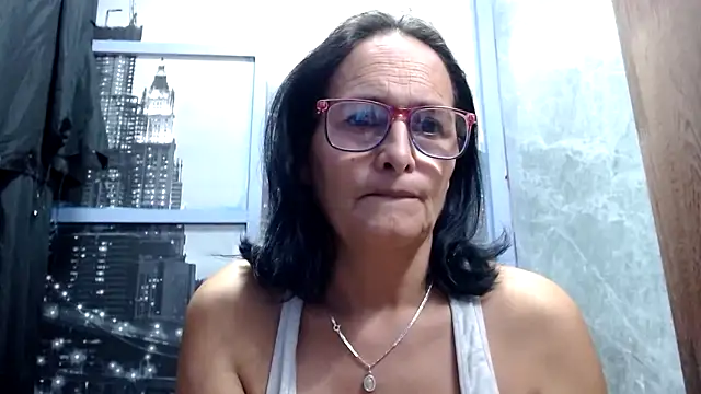 Nastylatinaxxx online show from April 13, 2026, 11:42 pm