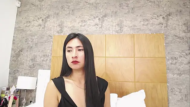 JainaRogers online show from September 24, 2025, 4:57 pm