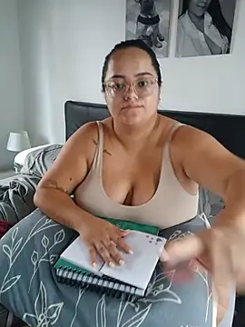 Snapshot of RachellGraham chatting on July 4, 2026, 3:38 pm RachellGraham online show from July 4, 2026, 3:38 pm