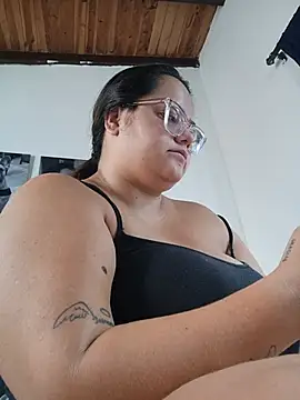 Snapshot of RachellGraham chatting on July 11, 2026, 1:44 pm RachellGraham online show from July 11, 2026, 1:44 pm