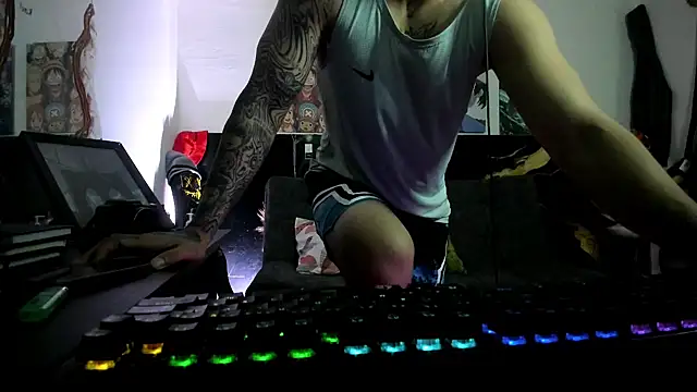 Snapshot of Sisoyalejo420 chatting on November 20, 2025, 4:18 pm Sisoyalejo420 online show from November 20, 2025, 4:18 pm