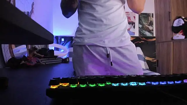 Snapshot of Sisoyalejo420 chatting on January 9, 2026, 1:12 am Sisoyalejo420 online show from January 9, 2026, 1:12 am