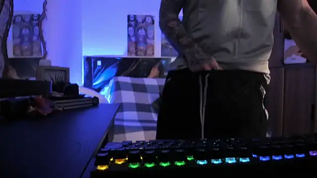 Snapshot of Sisoyalejo420 chatting on January 7, 2026, 11:54 pm Sisoyalejo420 online show from January 7, 2026, 11:54 pm