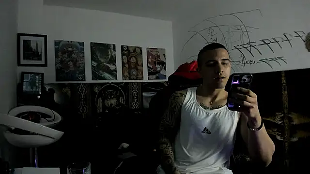 Snapshot of Sisoyalejo420 chatting on October 28, 2025, 1:54 pm Sisoyalejo420 online show from October 28, 2025, 1:54 pm