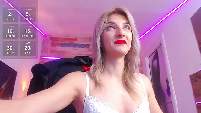 RileyLanna online show from October 8, 2025, 2:57 am