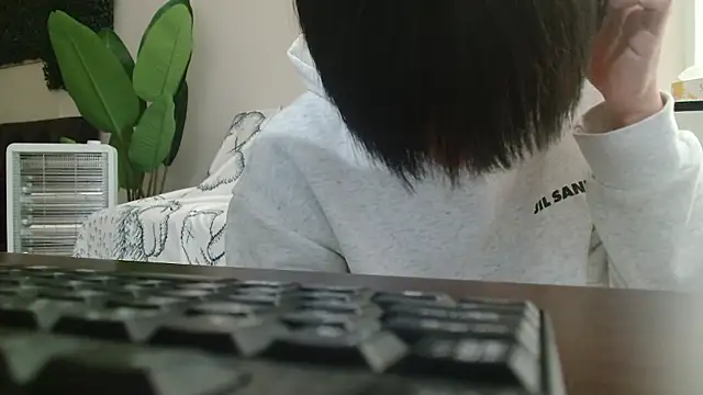Snapshot of POCARI_SWEAT chatting on March 14, 2026, 10:27 pm POCARI SWEAT online show from March 14, 2026, 10:27 pm