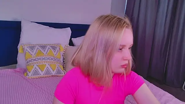 Beatrica Klein online show from May 26, 2026, 1:53 pm
