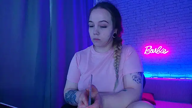 Snapshot of -Stacyy- chatting on June 26, 2026, 5:24 am -Stacyy- online show from June 26, 2026, 5:24 am