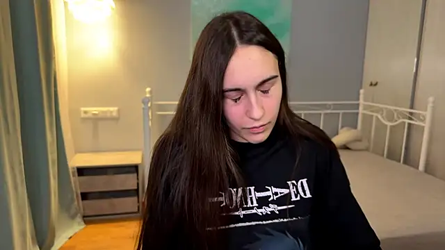 Snapshot of AliceKolltt chatting on July 4, 2026, 8:57 pm AliceKolltt online show from July 4, 2026, 8:57 pm