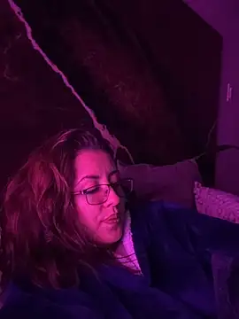 EmaSaenz online show from February 18, 2025, 3:10 am