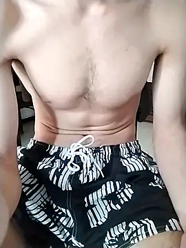 Snapshot of Zoro_23cm chatting on July 12, 2026, 2:29 pm Zoro 23cm online show from July 12, 2026, 2:29 pm