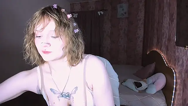 MariaMango online show from April 22, 2026, 1:34 am