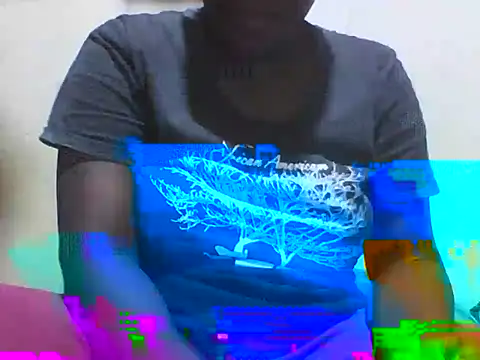 Queen lady online show from September 24, 2025, 4:52 am