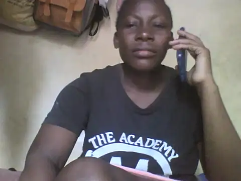 Queen lady online show from October 3, 2025, 5:42 am