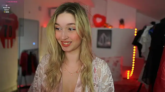 Alexis   Texas online show from March 21, 2025, 7:13 pm