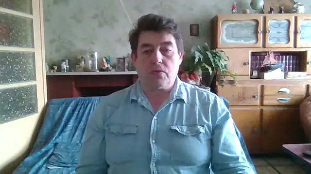 sympatrique online show from March 10, 2025, 11:34 am