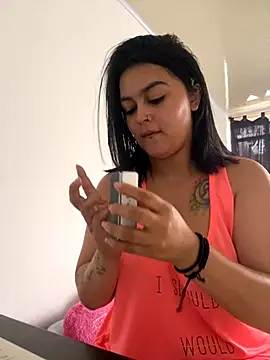 alina stark online show from September 15, 2025, 2:28 pm