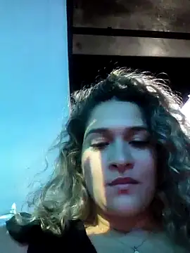 Sara smiiith211 online show from March 22, 2025, 3:20 am