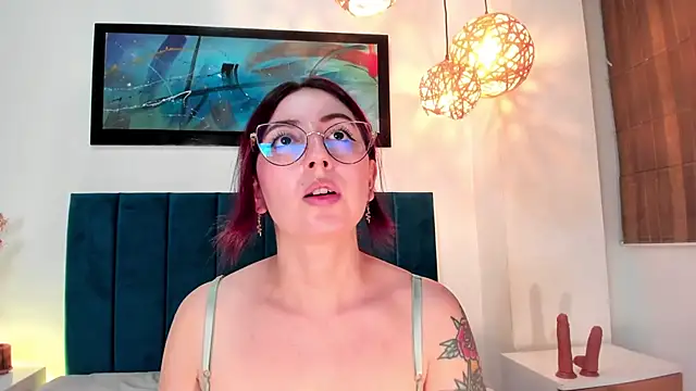 Emilywatsonn online show from March 13, 2025, 3:33 am