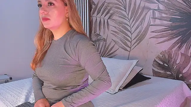 Samaantha-White online show from October 11, 2025, 11:44 am