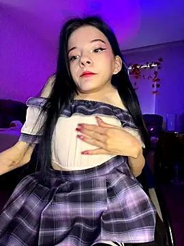 MiniSophiaa online show from September 24, 2025, 10:11 am