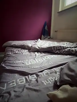 Bennyben8604 online show from January 9, 2025, 8:55 am