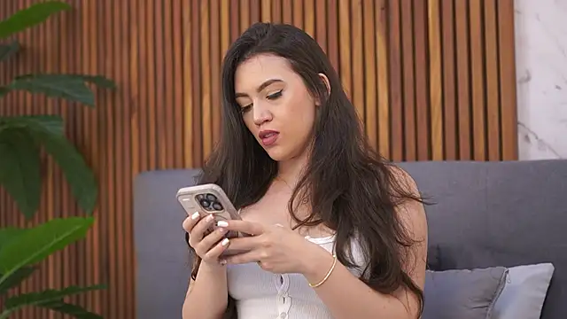 Amelia Rouse online show from March 21, 2025, 6:07 pm