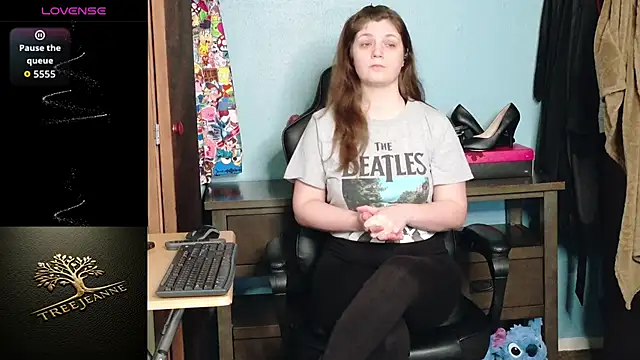 Snapshot of TreeJeanne chatting on January 13, 2026, 4:44 pm TreeJeanne online show from January 13, 2026, 4:44 pm