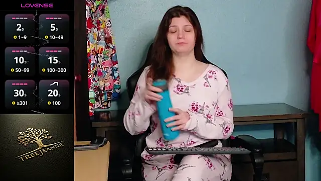 Snapshot of TreeJeanne chatting on March 1, 2026, 12:43 am TreeJeanne online show from March 1, 2026, 12:43 am