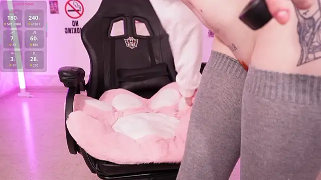 hannah lourens online show from March 27, 2026, 8:26 am