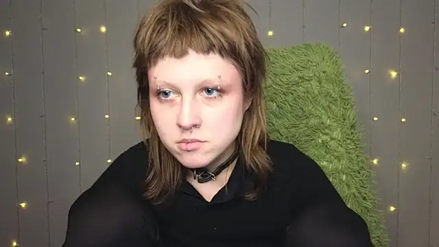 kortny yo online show from February 1, 2025, 8:37 pm