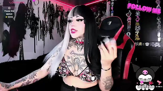 jannaink  online show from September 15, 2025, 10:32 pm