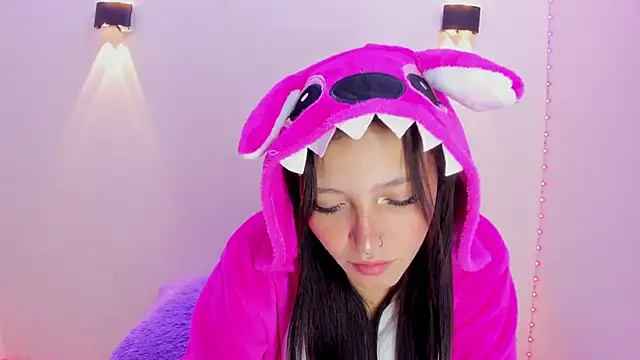 Snapshot of Threesome-no-mercy chatting on March 22, 2025, 12:28 am Threesome-no-mercy online show from March 22, 2025, 12:28 am