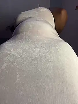 Cherrytowild online show from January 8, 2026, 4:40 am