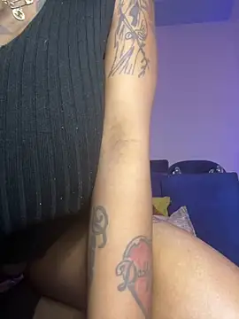 Cherrytowild online show from December 20, 2025, 5:32 am