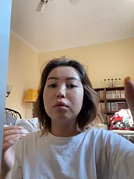 Sayorityann online show from October 7, 2025, 8:37 am