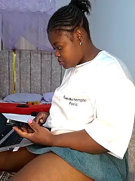 Snapshot of catehorny chatting on September 27, 2025, 7:14 am catehorny online show from September 27, 2025, 7:14 am