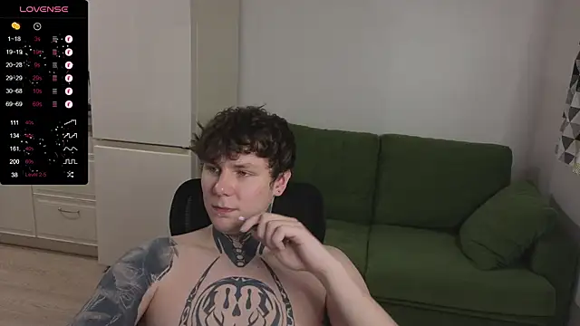 Snapshot of Lechery_boy chatting on June 21, 2026, 7:19 pm Lechery boy online show from June 21, 2026, 7:19 pm