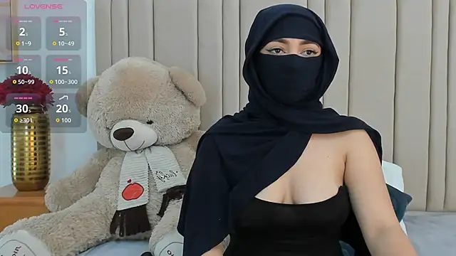 Snapshot of izadii chatting on February 14, 2026, 6:52 pm izadii online show from February 14, 2026, 6:52 pm